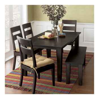 Esstisch in bäuerlichem Stil