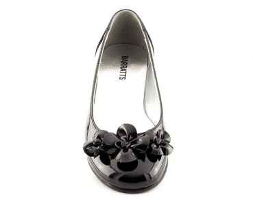 Lack-Ballerinas mit Blumenbesatz